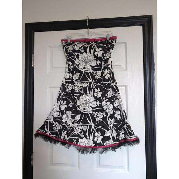 Gunne Sax Dresses & Skirts - Size 11/12 vintage floral dress